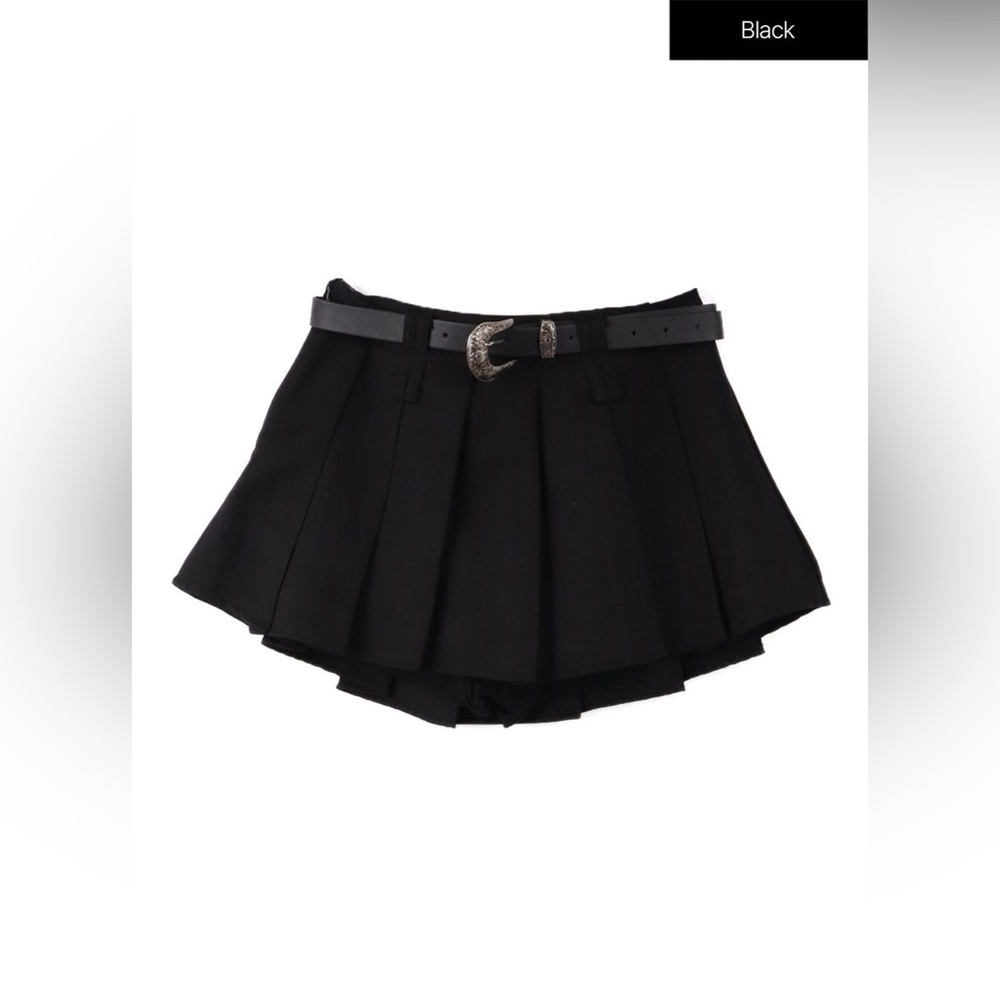Black Mini Pleated Skirt w Belt